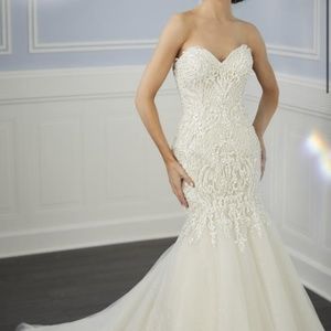 Never Worn Christina Wu Wedding Gown